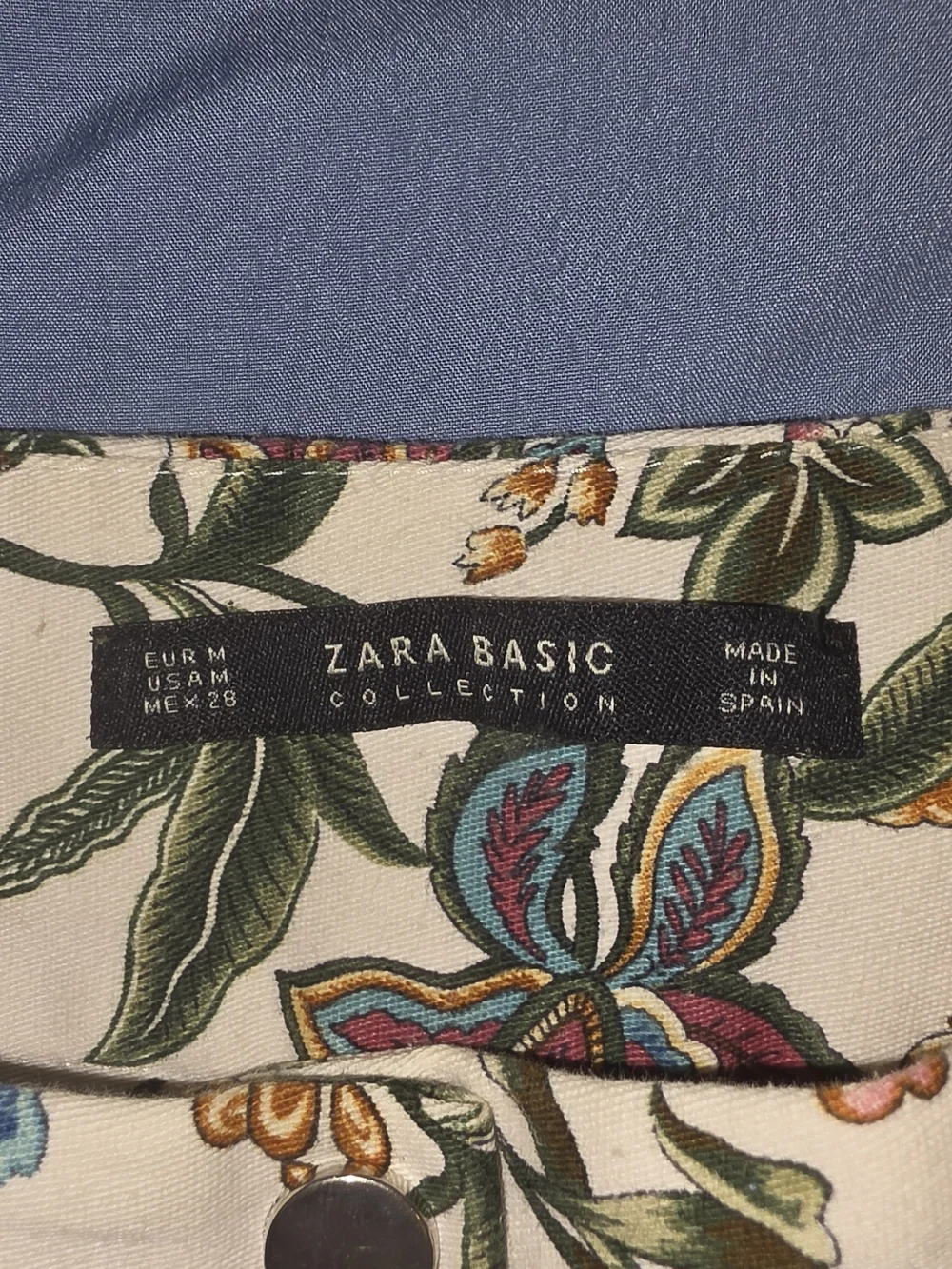 Zara White High-Waist Floral Shorts with Blue and Pink Flowers